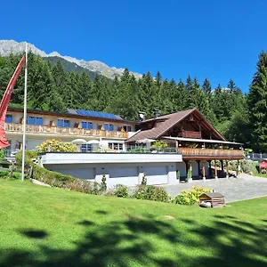 3* Hotel Sweet Cherry - Boutique & Tyrol