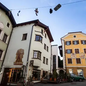  Hostel Montagu